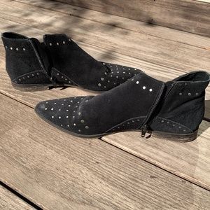 Free People Aquarian Black Suede Metal Studded Zip Ankle Boots SZ39 (like 8 1/2)